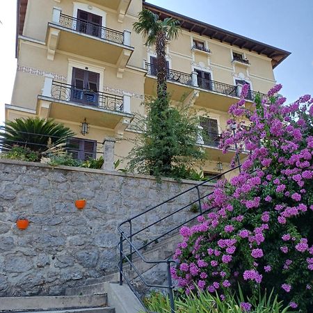 Villa Marija Ловран Экстерьер фото